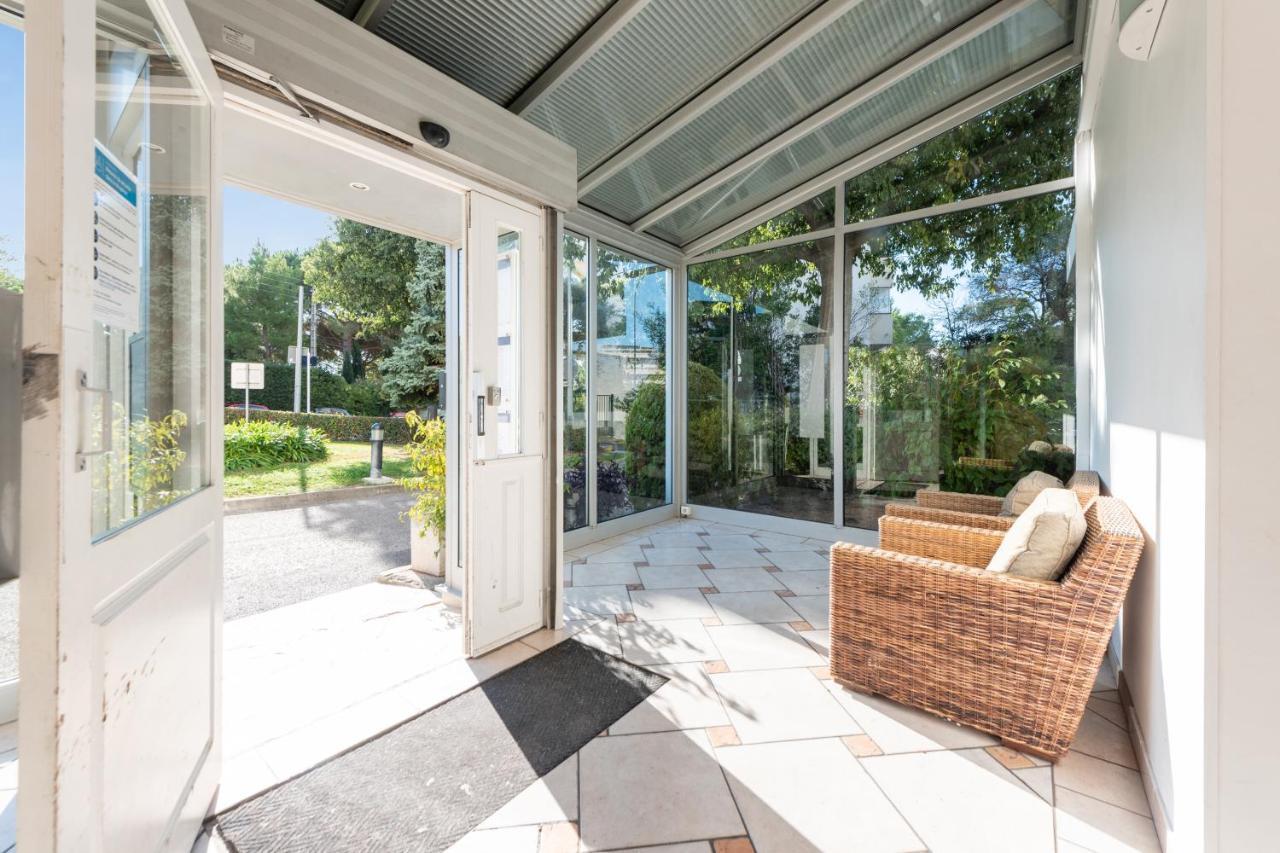 Residence Pierre & Vacances La Rostagne Juan-les-Pins Ngoại thất bức ảnh
