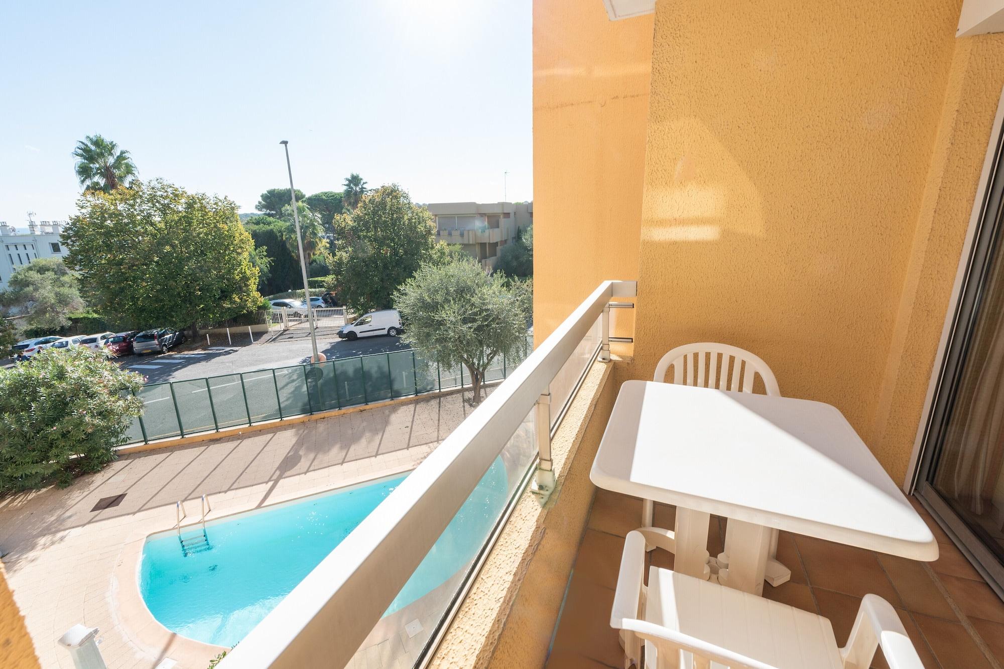 Residence Pierre & Vacances La Rostagne Juan-les-Pins Ngoại thất bức ảnh