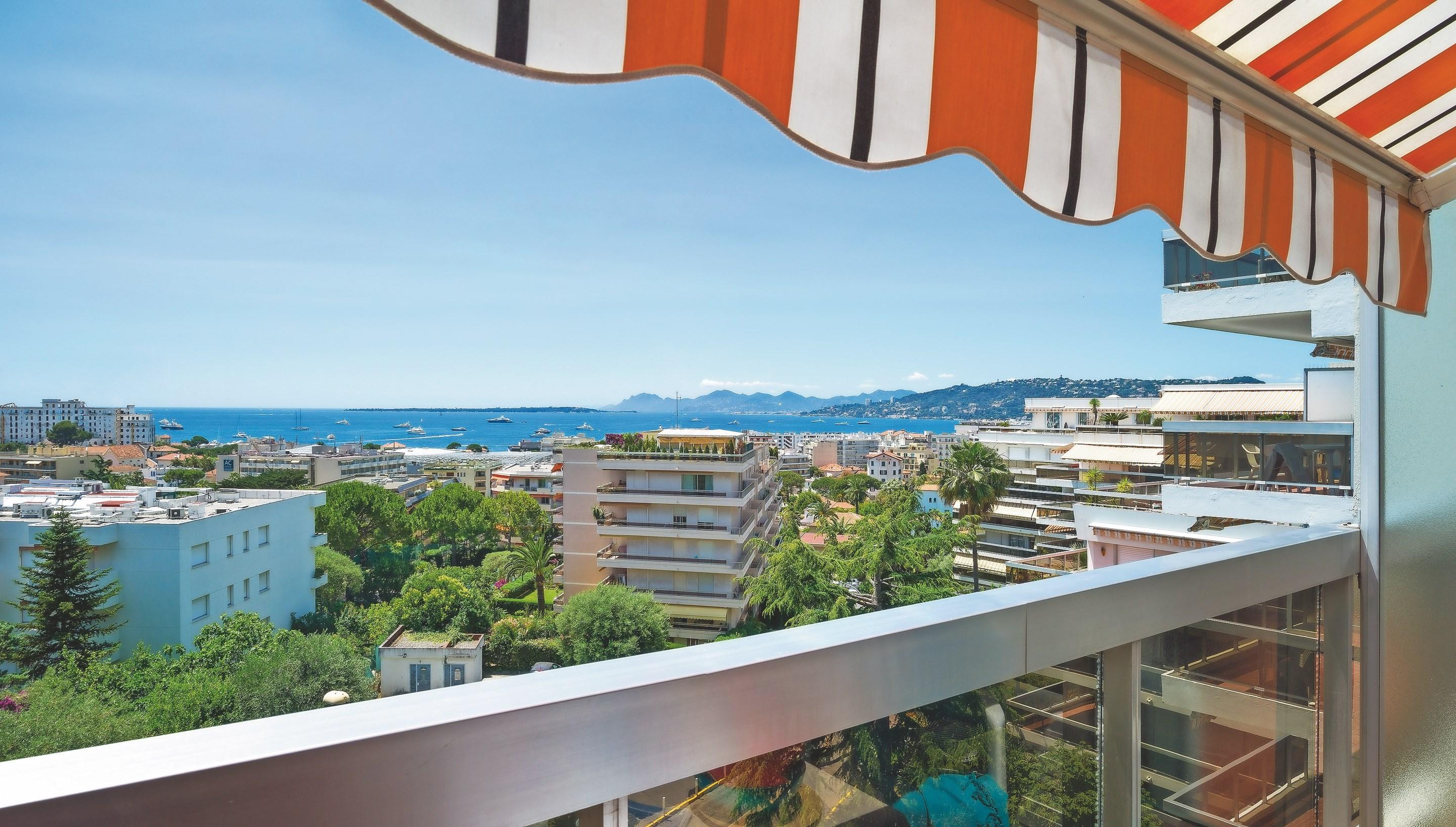 Residence Pierre & Vacances La Rostagne Juan-les-Pins Ngoại thất bức ảnh