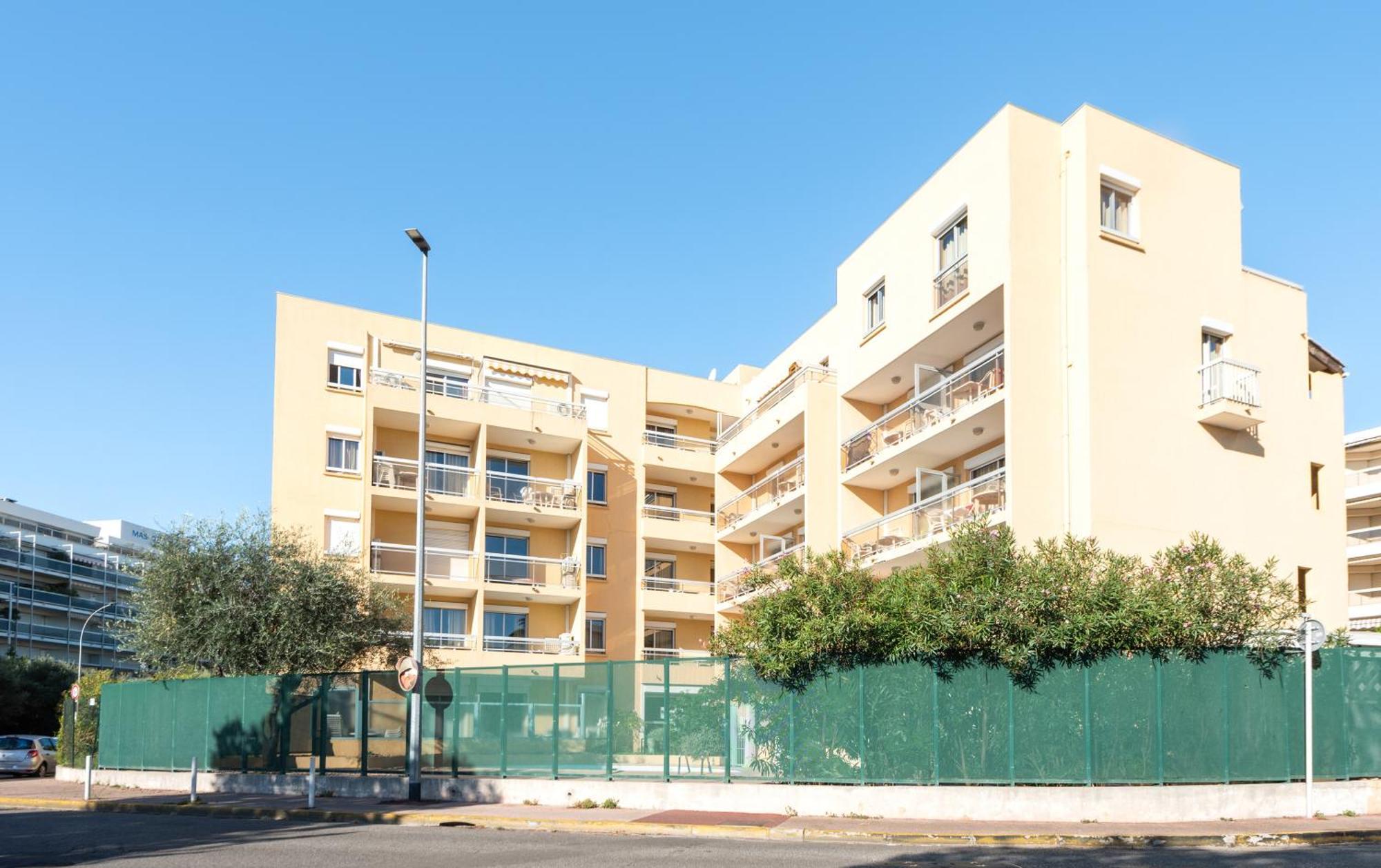 Residence Pierre & Vacances La Rostagne Juan-les-Pins Ngoại thất bức ảnh