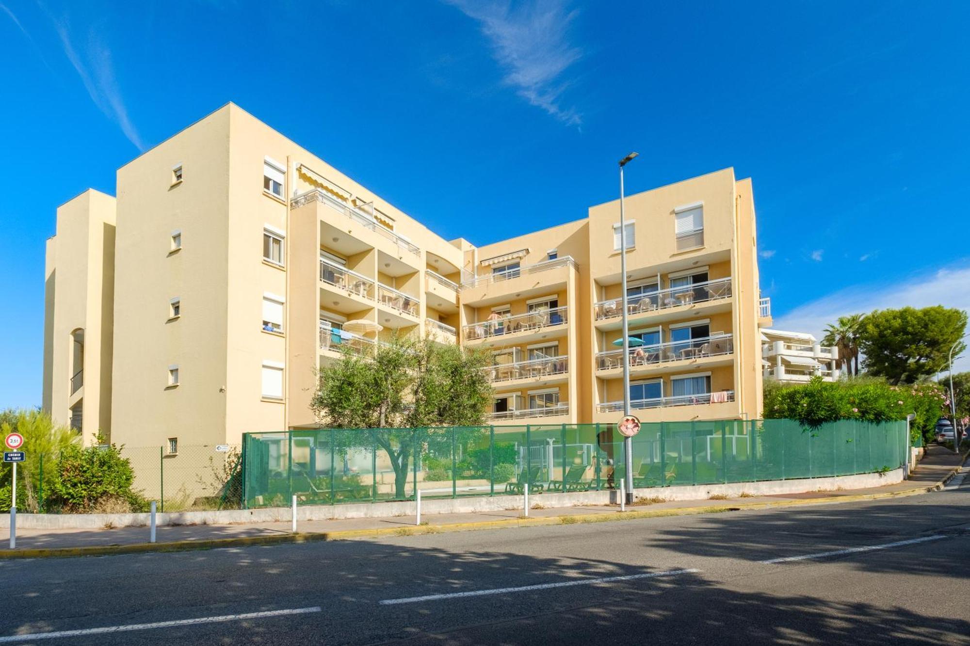 Residence Pierre & Vacances La Rostagne Juan-les-Pins Ngoại thất bức ảnh