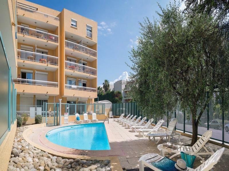 Residence Pierre & Vacances La Rostagne Juan-les-Pins Ngoại thất bức ảnh